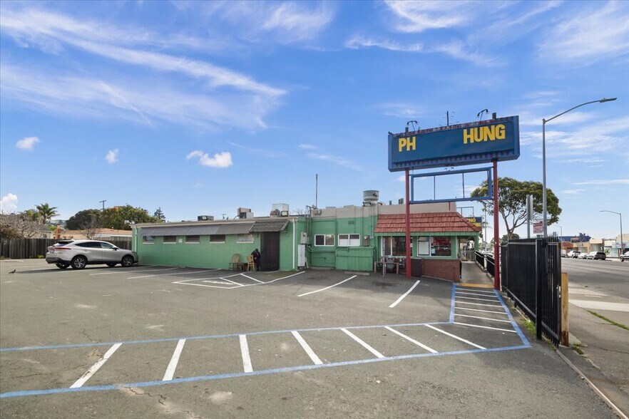 More Photos Of 12860 San Pablo Ave, Richmond Restaurant For Sale