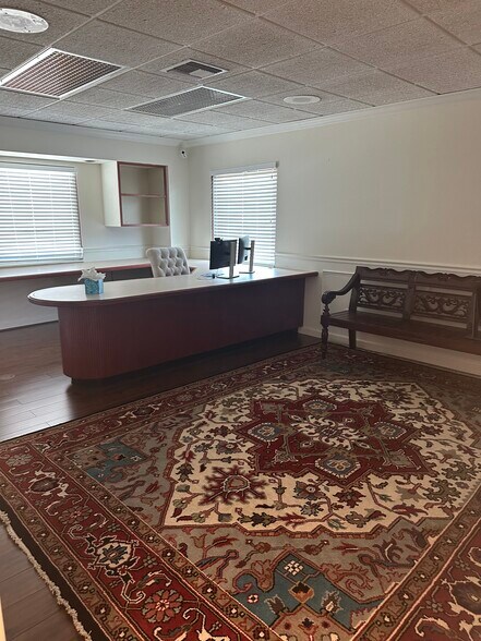 More Photos Of 4091 Colonial Blvd, Fort Myers Office Residential For Lease