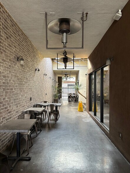 More Photos Of 9225 Las Tunas Dr, Temple City Storefront For Sale