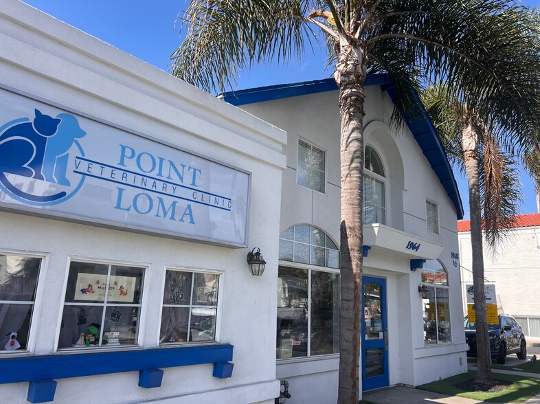 More Photos Of 1964-1968 Sunset Cliffs Blvd, San Diego Medical For Sale