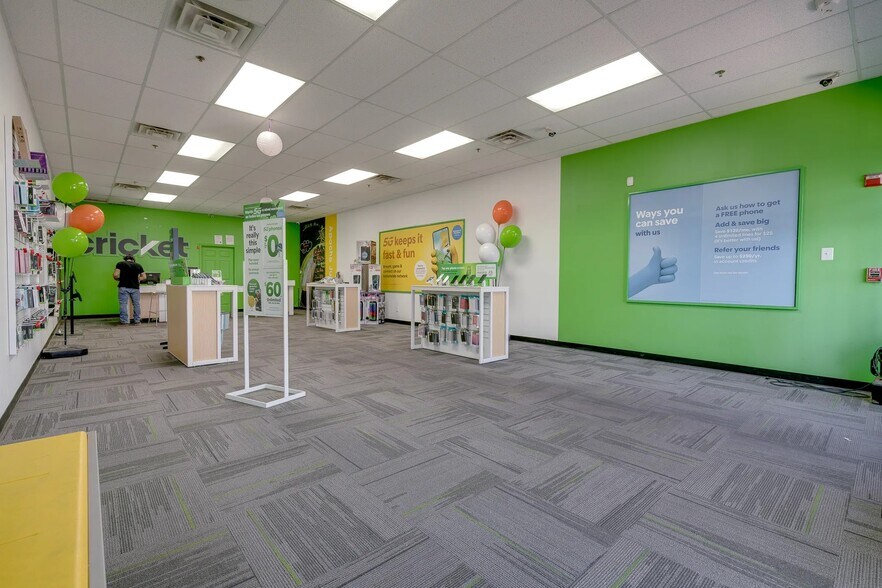 More Photos Of 2430 W Apache Trl, Apache Junction Freestanding For Sale