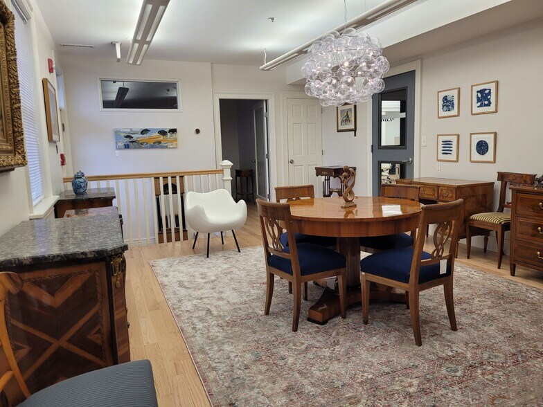 More Photos Of 50 Leonard St, Belmont Office For Lease