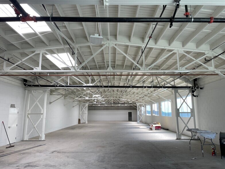 More Photos Of 1475 67th St, Emeryville Warehouse For Lease