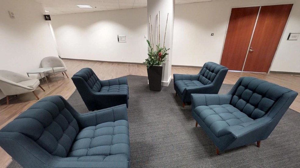 More Photos Of 395 Oyster Point Blvd, South San Francisco Office Residential For Lease