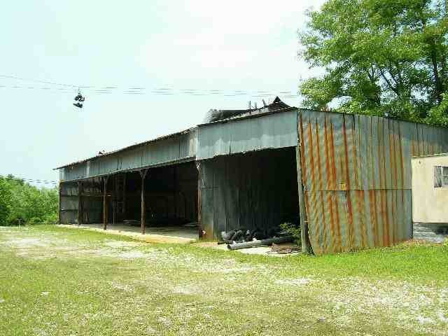 More Photos Of 924 Moody Rd, Jefferson City Warehouse For Lease