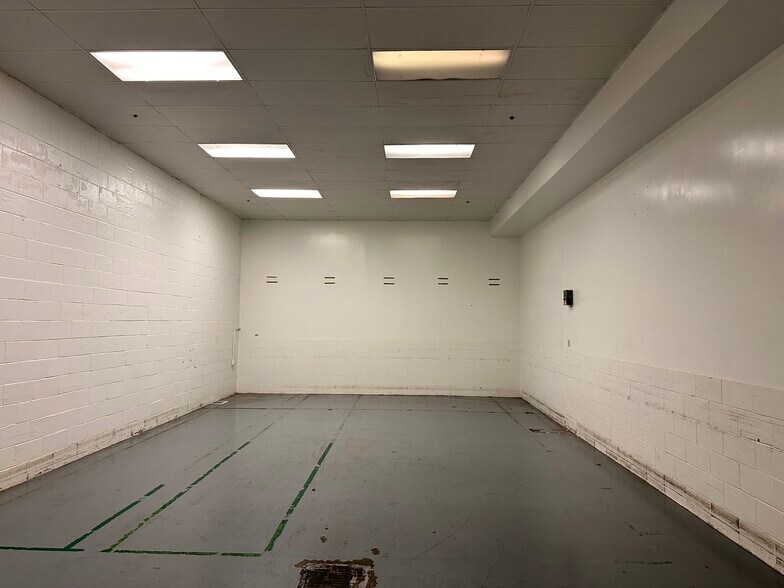 More Photos Of 600 Boyce Rd, Pittsburgh Food Processing For Sale