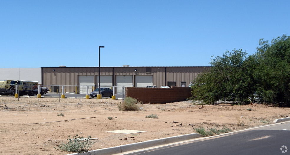 More Photos Of 22379 Eyota, Apple Valley Service For Lease