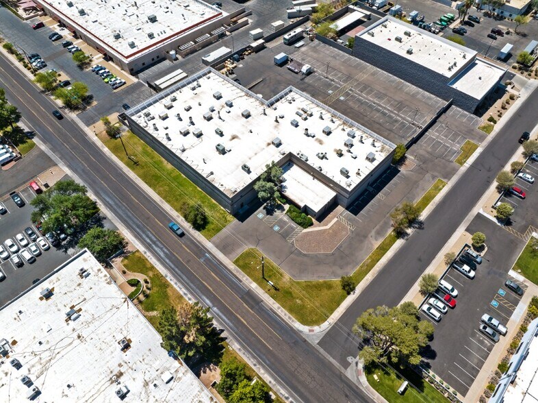 More Photos Of 2400 S Roosevelt St, Tempe Warehouse For Sale