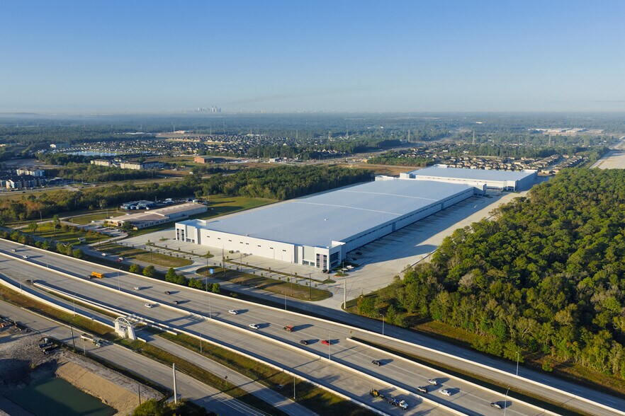 More Photos Of 12320 Lockwood Rd, Houston Distribution For Sale