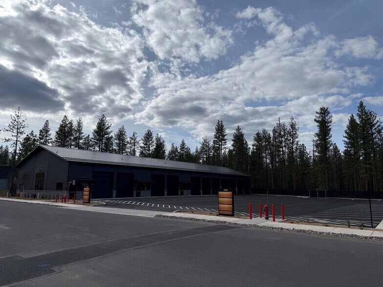 More Photos Of 570 Three Peaks Dr, Sisters Industrial For Lease