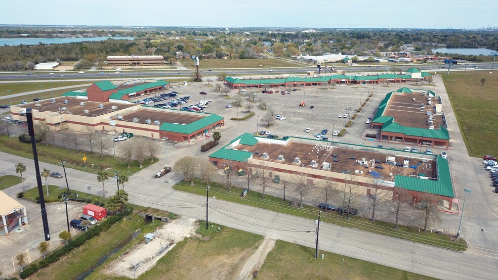 More Photos Of 14001-14065 Delany Rd, La Marque Unknown For Lease