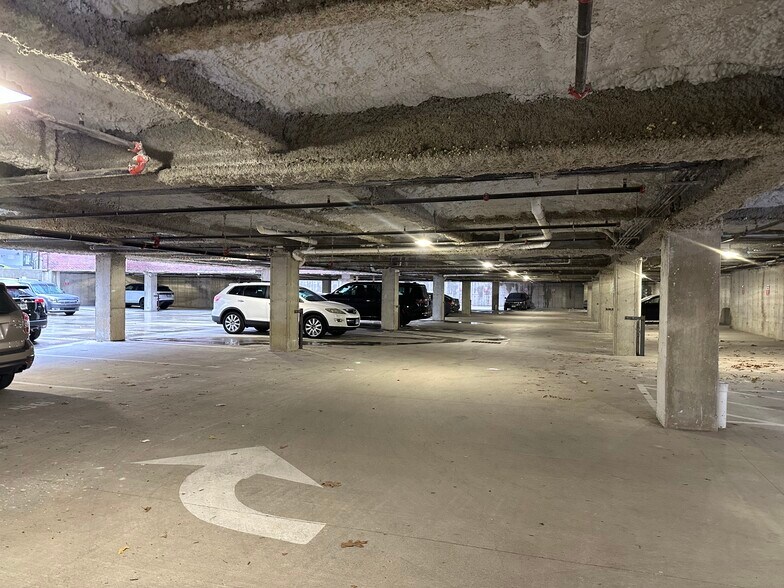 More Photos Of 1269 Main St, Bridgeport Apartments For Lease