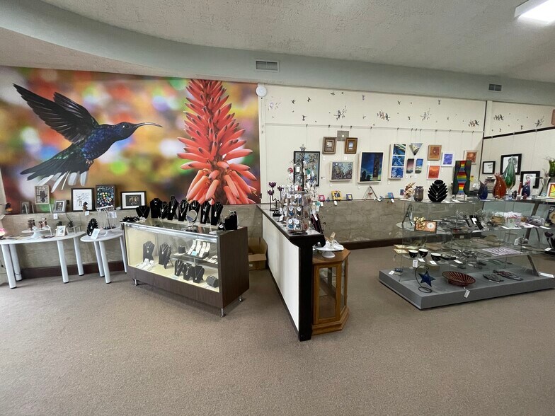 More Photos Of 2140 Front St, Cuyahoga Falls Storefront Retail Office For Lease