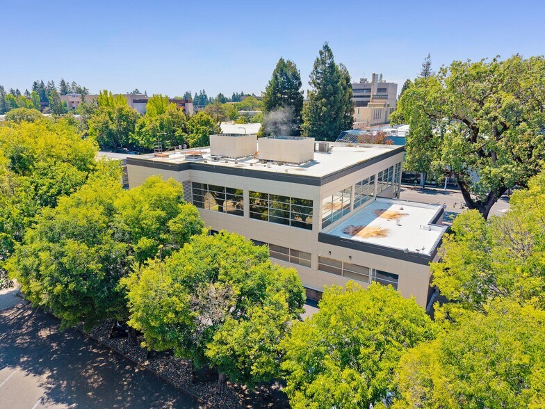 More Photos Of 801 4th St, Santa Rosa Office For Sale