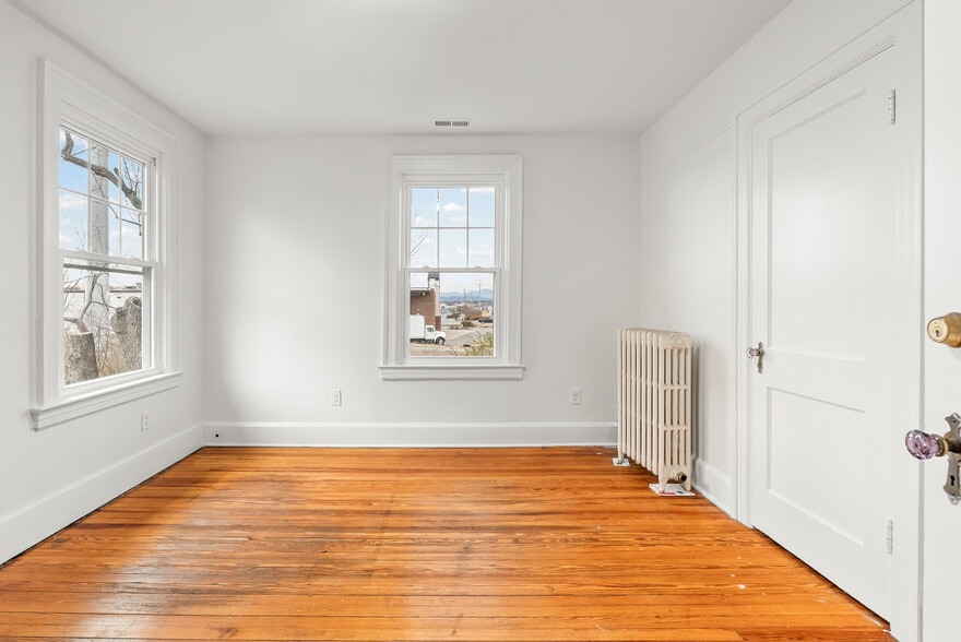 More Photos Of 15115 Forest Road, Forest Office For Lease