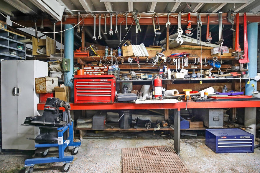 More Photos Of 35699 Highway 61 Blvd, Lake City Specialty For Sale