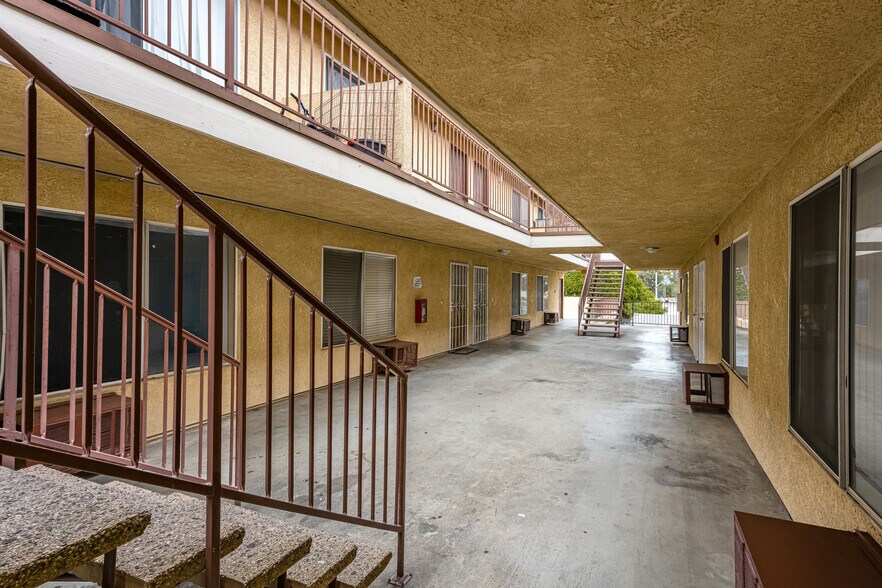 More Photos Of 1515 N Dresser St, Santa Ana Apartments For Sale