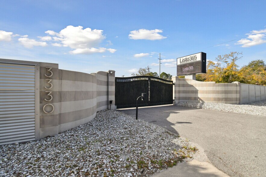 More Photos Of 3330 W Cypress St, Tampa Office For Sale