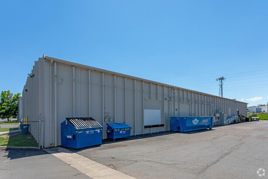 More Photos Of 5801-5835 W 6th Ave, Lakewood Unknown For Lease