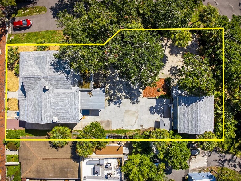 More Photos Of 219 Magnolia Ave, Daytona Beach Storefront Retail Residential For Sale