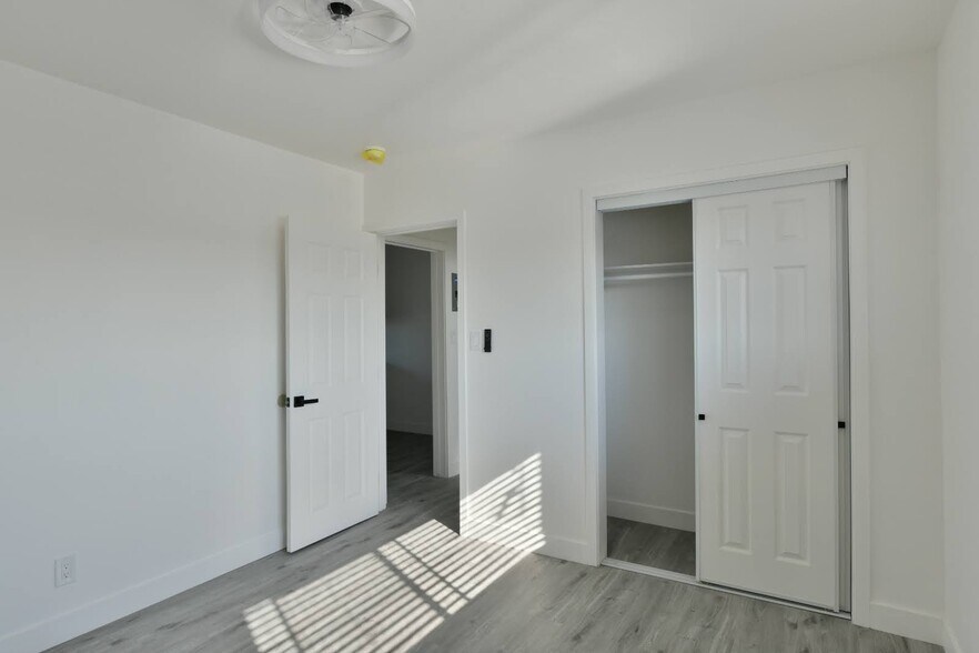 More Photos Of 6221 Corona Ave, Bell Apartments For Sale