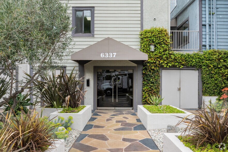 More Photos Of 6337 Primrose Ave, Los Angeles Apartments For Sale