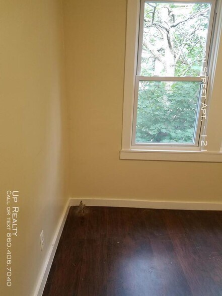 More Photos Of 12-16 Groton St, Hartford Apartments For Sale