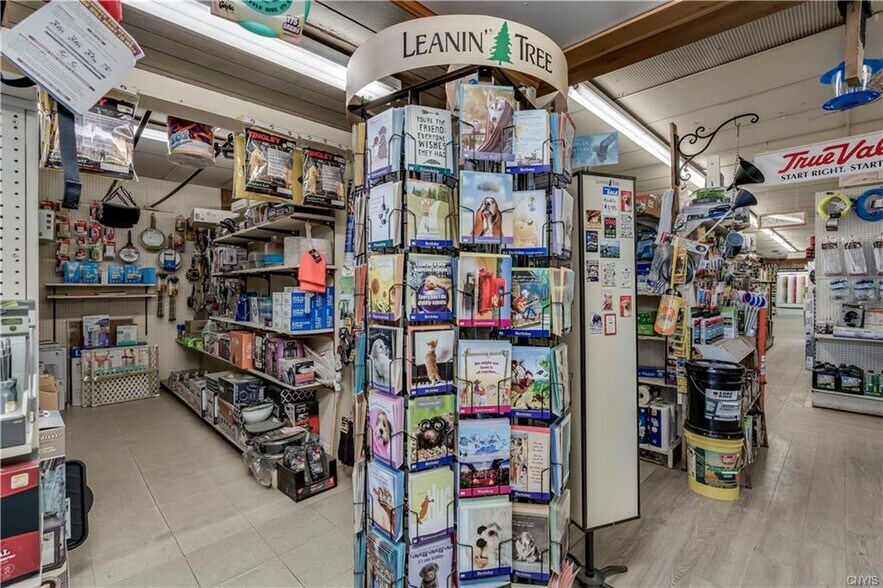 More Photos Of 4190 State Highway 3, Star Lake Freestanding For Sale