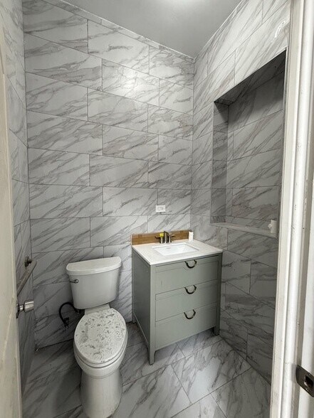 More Photos Of 4435 S Santa Fe Ave, Vernon Distribution For Sale