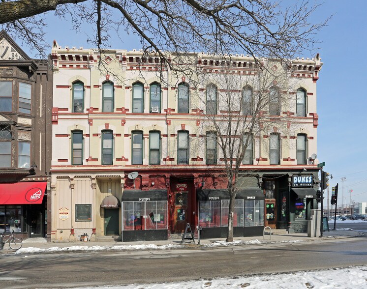 More Photos Of 1207-1243 N Water St, Milwaukee Apartments For Sale