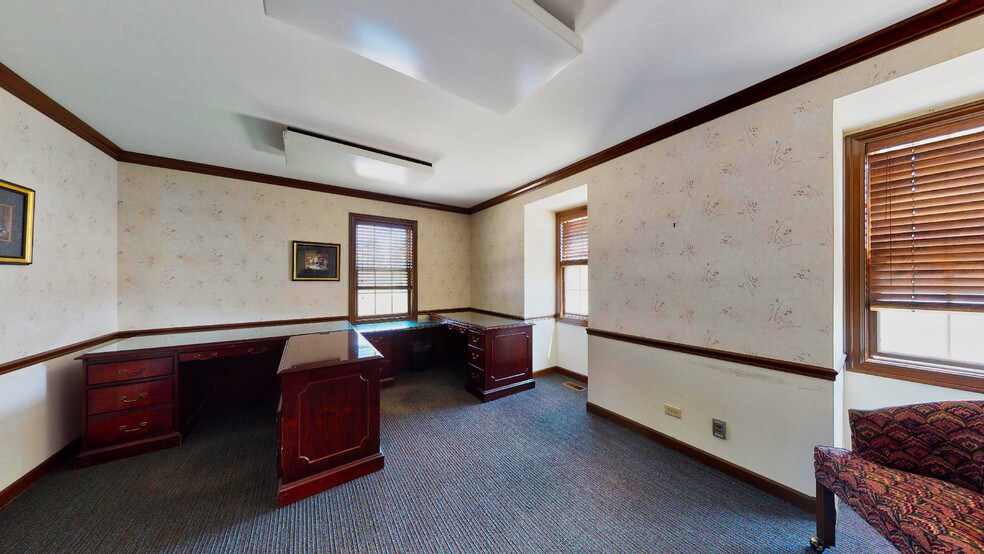 More Photos Of 1632 W Colonial Pky, Inverness Loft Creative Space For Lease