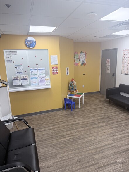 More Photos Of 16800 NW 2nd Ave, Miami Medical For Lease
