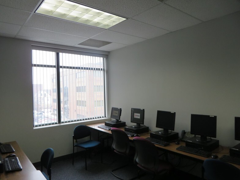 More Photos Of 92 E Main St, Somerville Office For Lease