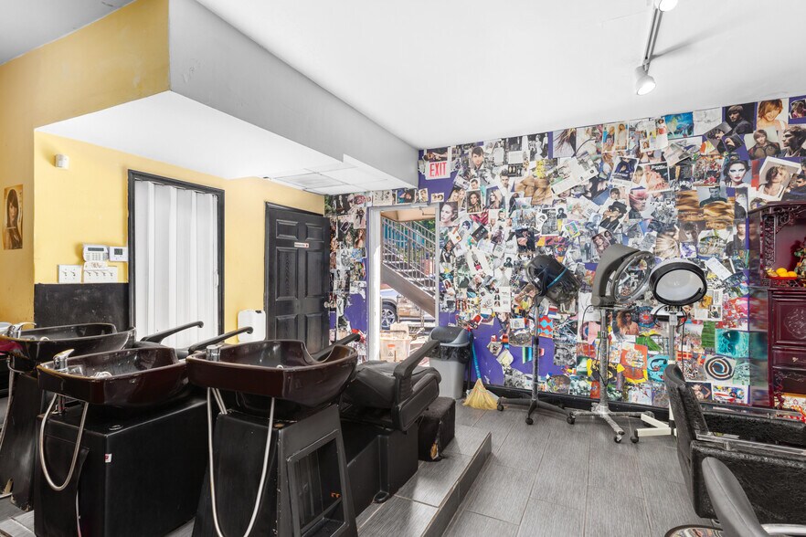 More Photos Of 5145 Buford Hwy NE, Doraville Freestanding For Lease