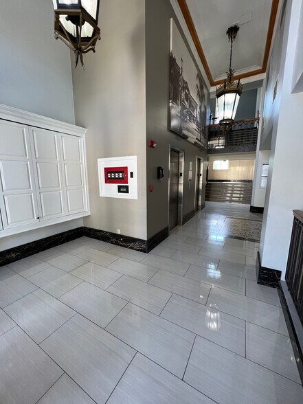 More Photos Of 110 E Wilshire Ave, Fullerton Office For Lease