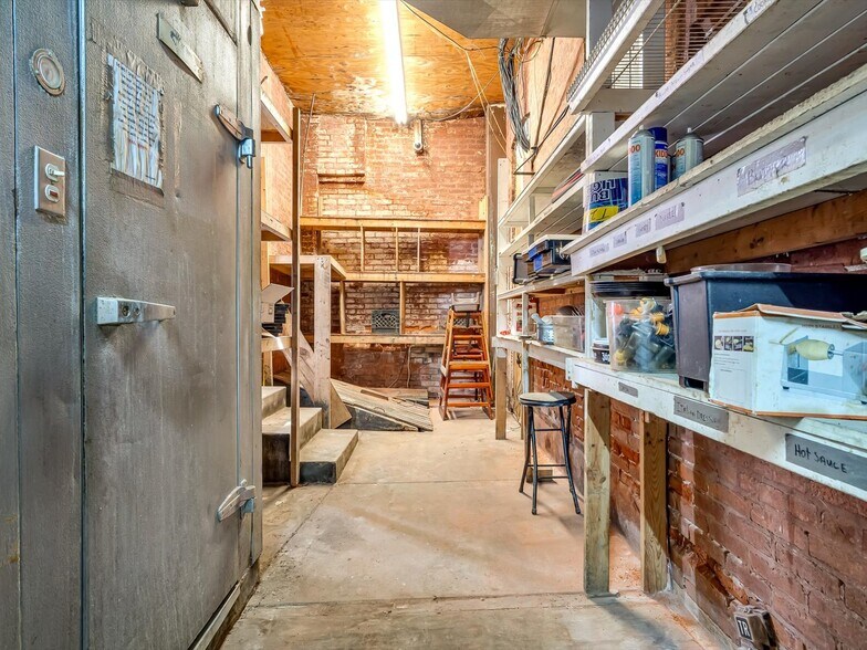 More Photos Of 1818 Sidney St, Saint Louis Specialty For Sale