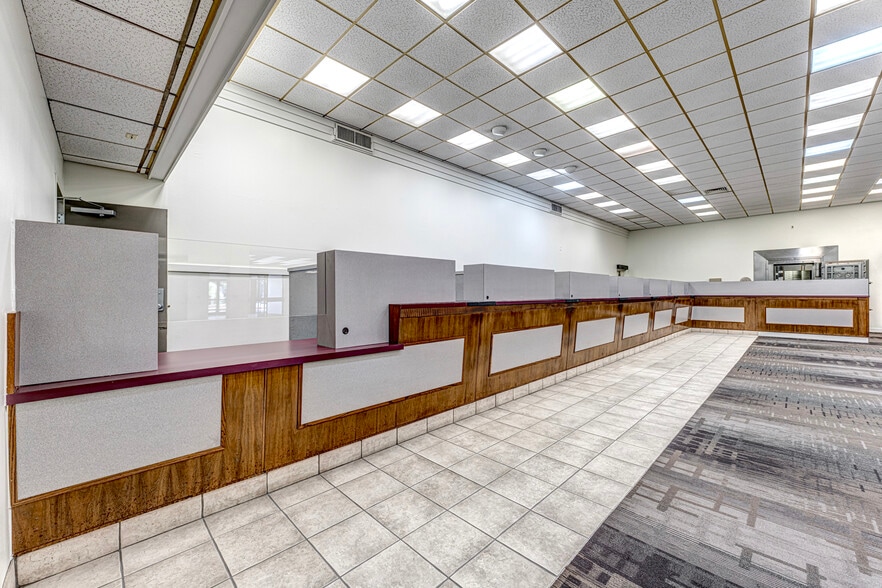 More Photos Of 5950 E Admiral Pl, Tulsa Lodge Meeting Hall For Sale