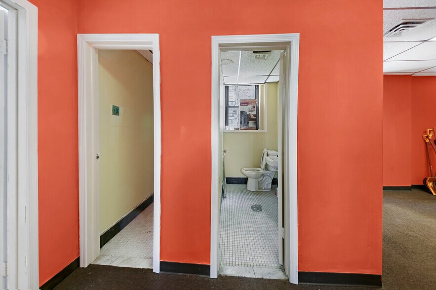 More Photos Of 8 Baldwin Ave, Jersey City Medical For Sale