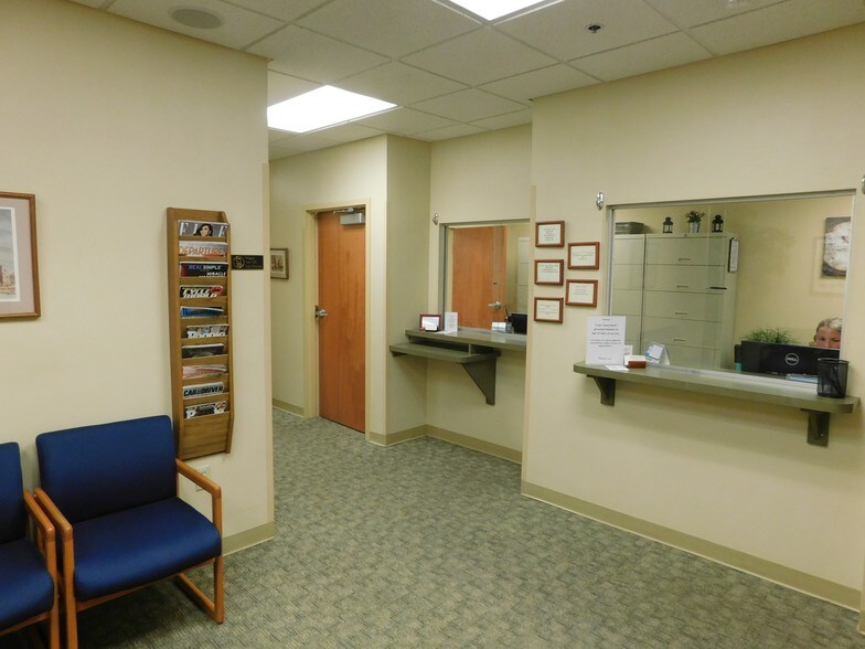 More Photos Of 1600 Sixth Ave, York Medical For Lease