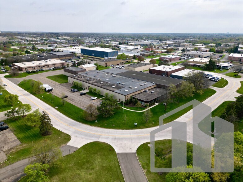 More Photos Of 23800 Research Dr, Farmington Hills Manufacturing For Lease