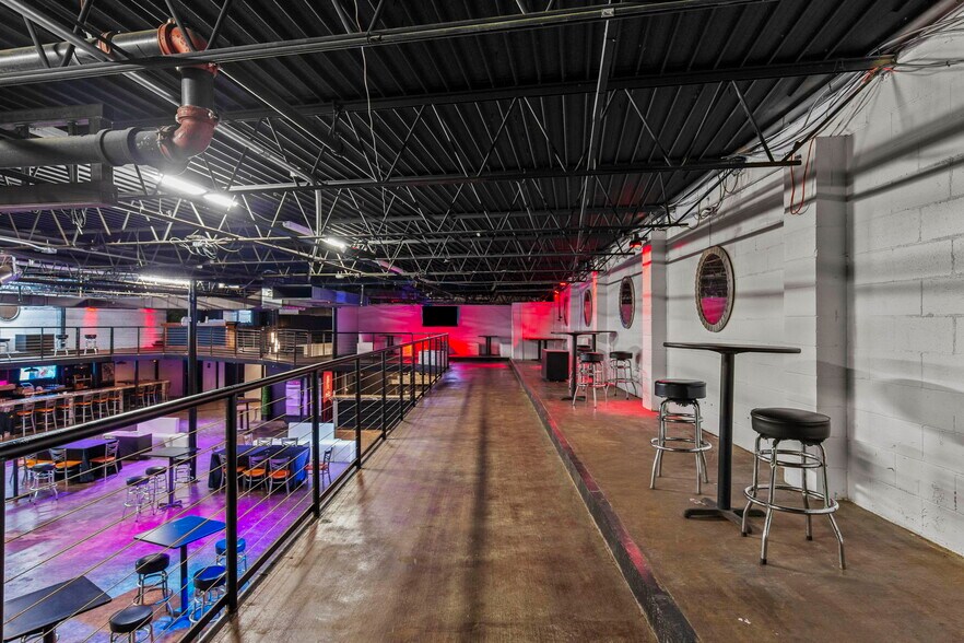 More Photos Of 110 E South St, Jackson Bar For Sale