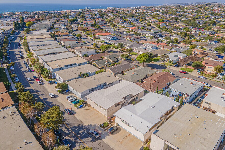 More Photos Of 523 Avenue G, Redondo Beach Apartments For Sale