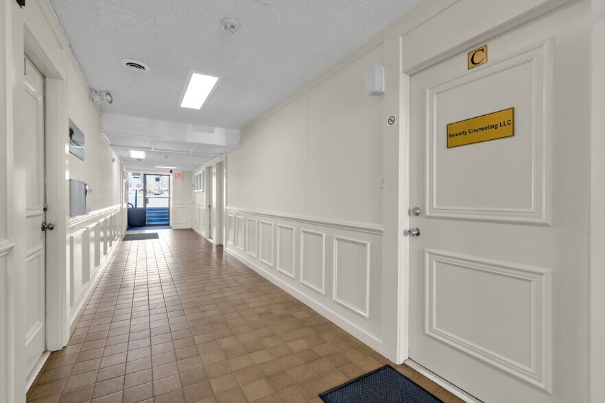 More Photos Of 70 Schanck Rd, Freehold Medical For Lease