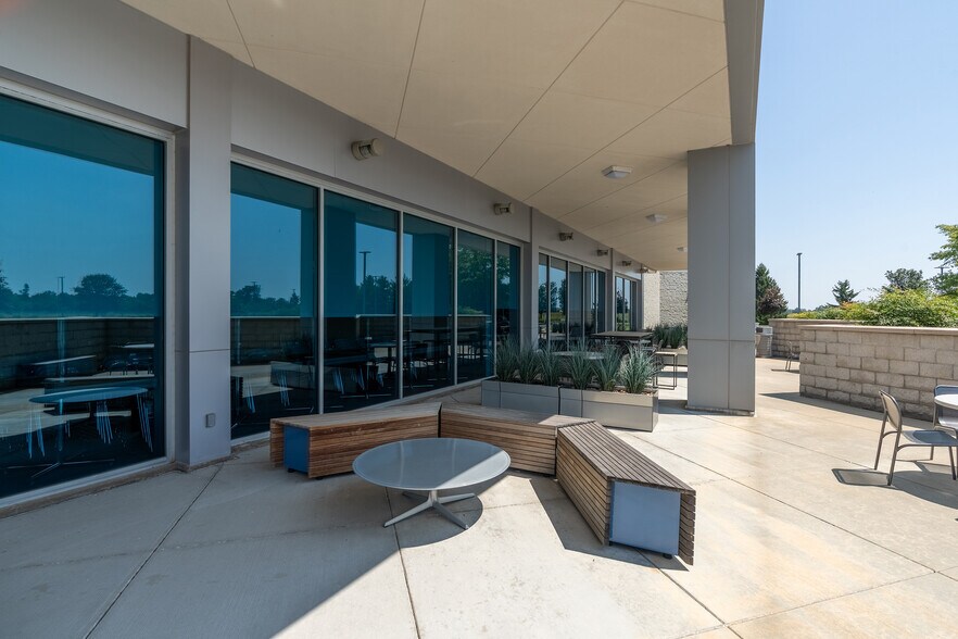 More Photos Of 5001 Meadowland Pky, Marion Office For Sale