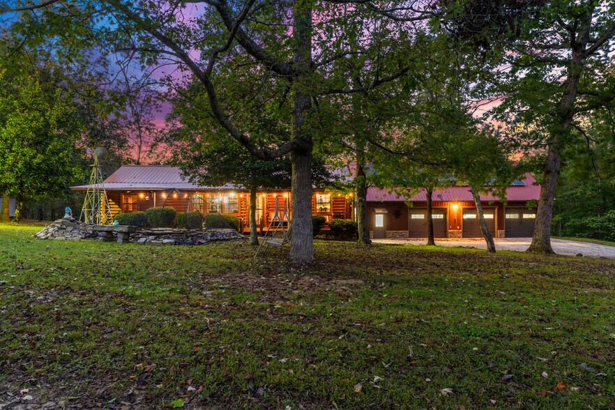 More Photos Of 228 Pattie Gap Rd, Philadelphia Apartments For Sale