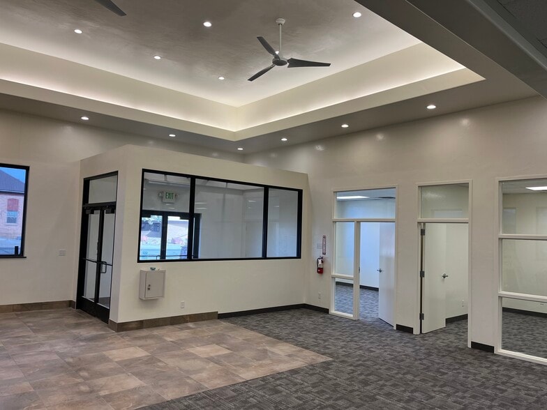 More Photos Of 60 E 100 N, Vernal Office For Lease