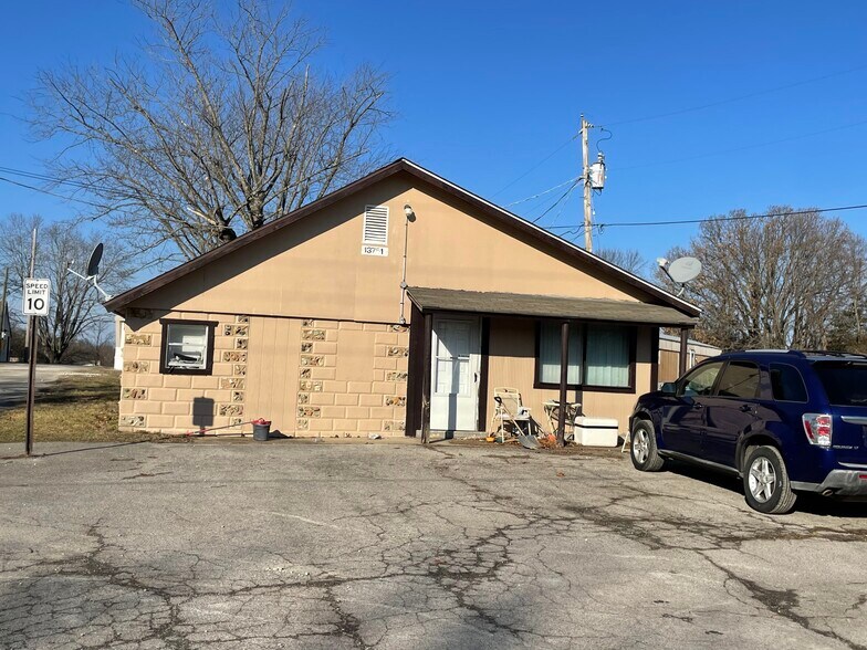 More Photos Of 2902 Clay St, De Soto Manufactured Housing Mobile Home Park For Sale