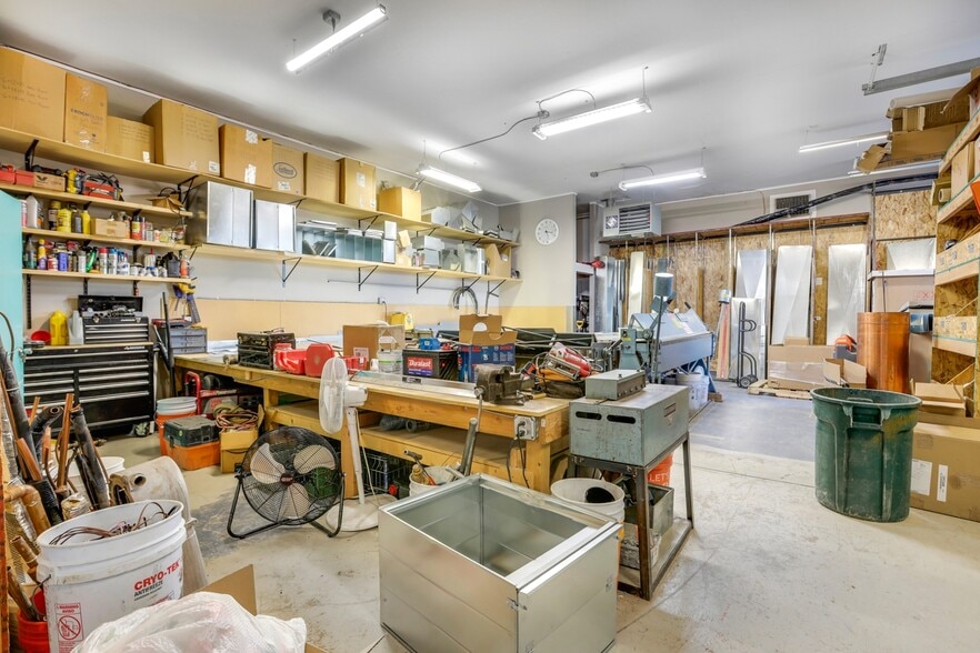 More Photos Of 1810 Park St, Castle Rock Flex For Sale