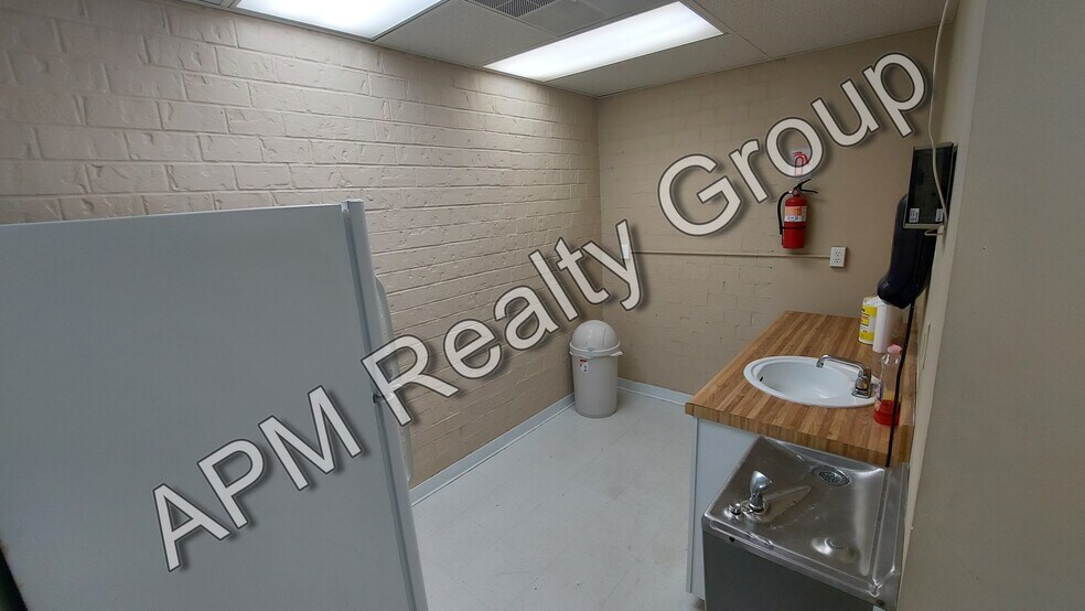 More Photos Of 3307C Broad River Rd, Columbia Office For Lease