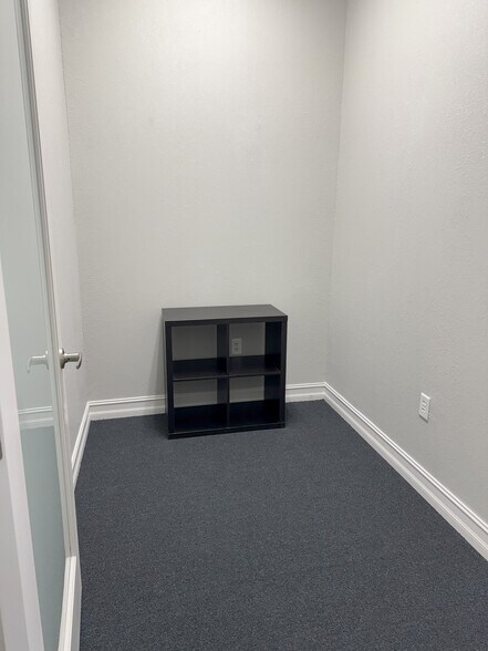 More Photos Of 10967 Lake Underhill Rd, Orlando Office For Lease